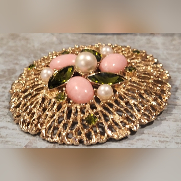 Sarah Coventry goldtone brooch - Picture 10 of 12